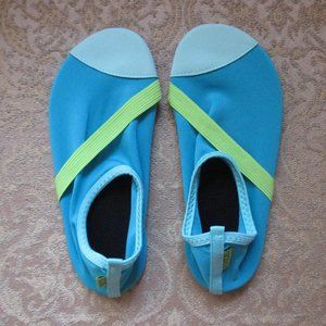 fitkicks - foldable active lifestyle footwear barefoot - small 5.5–6.5